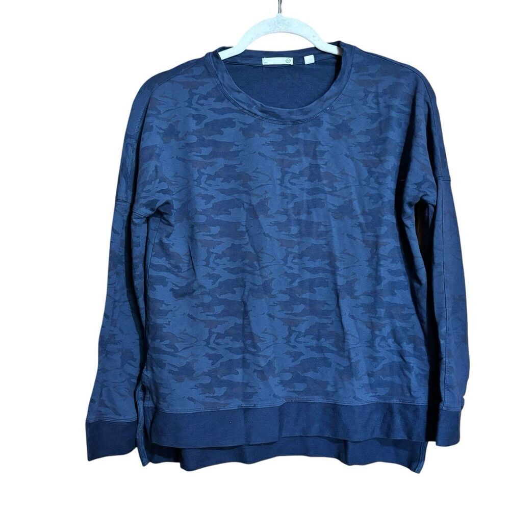 Tasc Performance Top Womens Small Blue Multicolor Camo Print Blouse